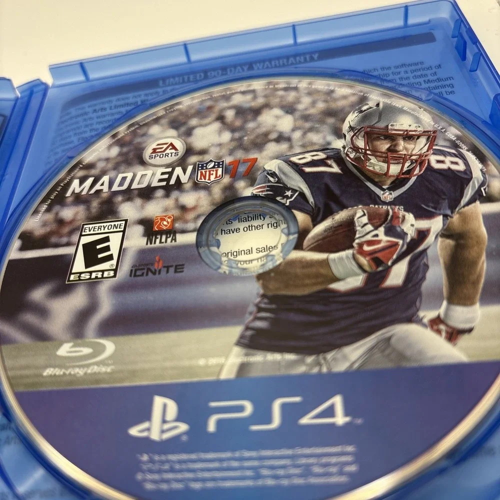Madden NFL 17 Sony PlayStation 4 PS4 EA Sports Football Game Disc Case